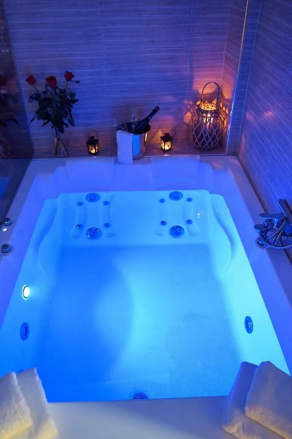 Nephele Luxury Suite Thessaloníki Lejlighed
